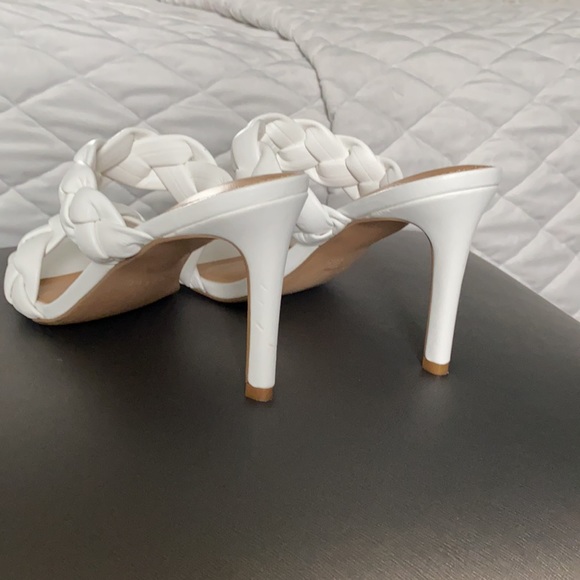 Express design white double braided sandals. - Picture 5 of 8